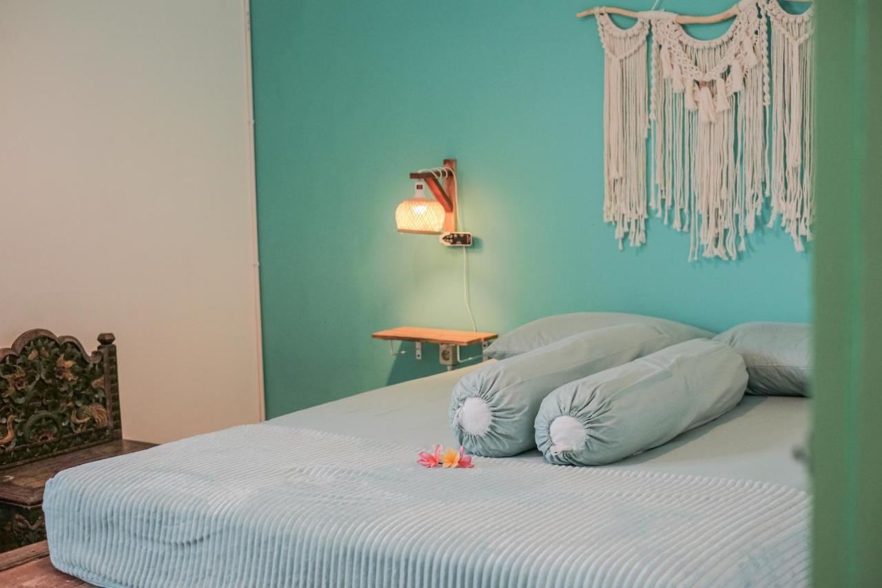 Abrakadabra 747 Apartment Джокякарта Екстериор снимка