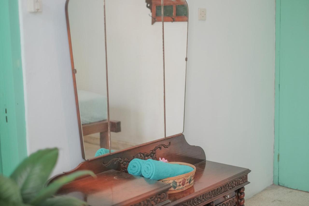 Abrakadabra 747 Apartment Джокякарта Екстериор снимка