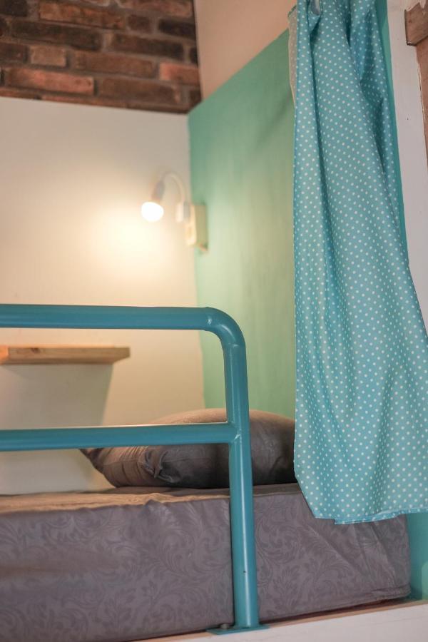 Abrakadabra 747 Apartment Джокякарта Екстериор снимка
